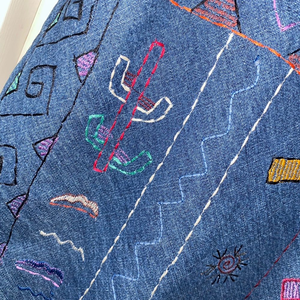 Chico's‎ Vintage Blue Jean Maxi Skirt with Embroidered Accents and Frayed Hem - Picture 3 of 7